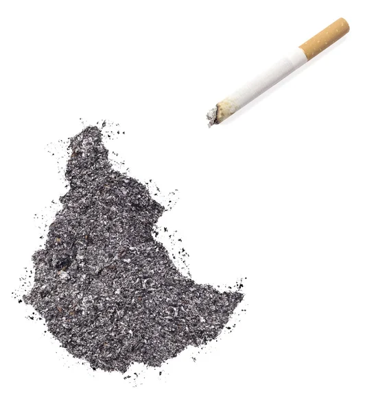 Пепел в форме Эфиопии и сигарета. (серия ) — стоковое фото