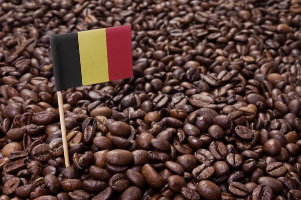 Bandera de Bélgica pegada en granos de café. (serie ) — Foto de Stock