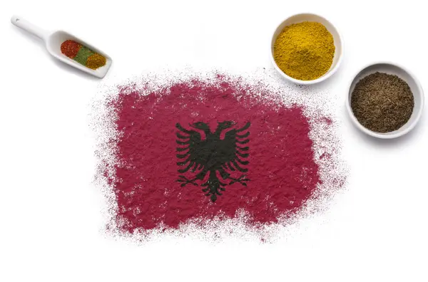 Koření, které tvoří vlajka Albánie. (série) — Stock fotografie
