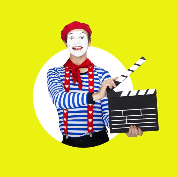 Emotional funny mime actor wearing sailor suit, red beret posing on color white green background. — Stock Photo, Image