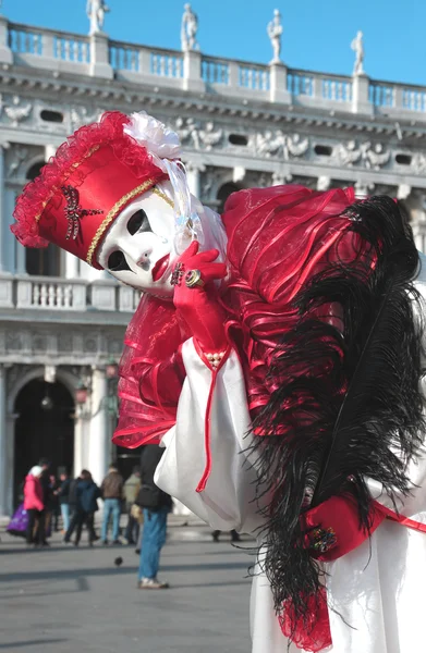 Venedik 'te karnaval maskesi