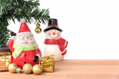 Mutlu Noeller ve mutlu yıllar.