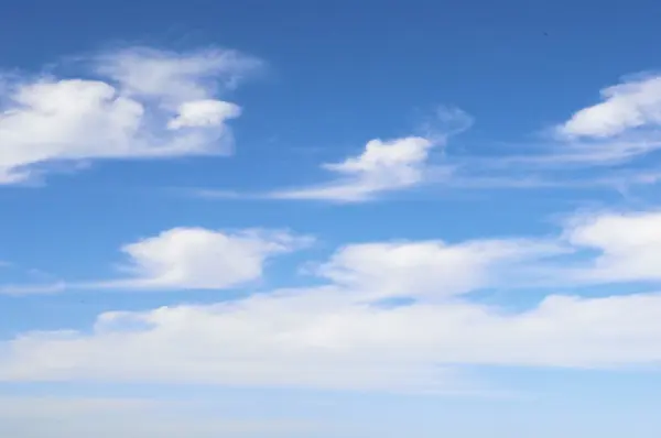 Chmury i niebo. Zdjęcie zrobione z punktu widzenia góry Arucas. Gran Canaria. — Zdjęcie stockowe