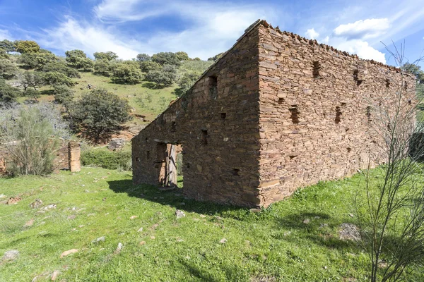 Ruinas de un antiguo molino