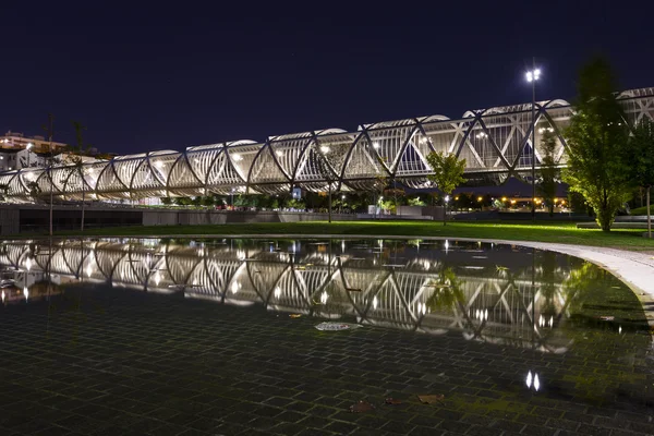 Современный мост в Мадриде — стоковое фото
