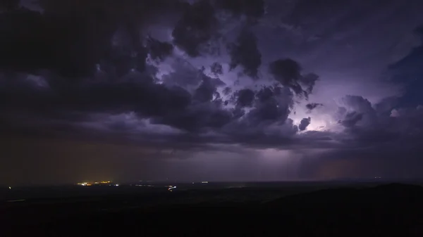 Paisagem com tempestade — Fotografia de Stock