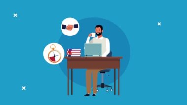 Ofisinde dizüstü bilgisayarı olan zarif bir iş adamı ve iş simgeleri animasyonunu ayarlıyor.