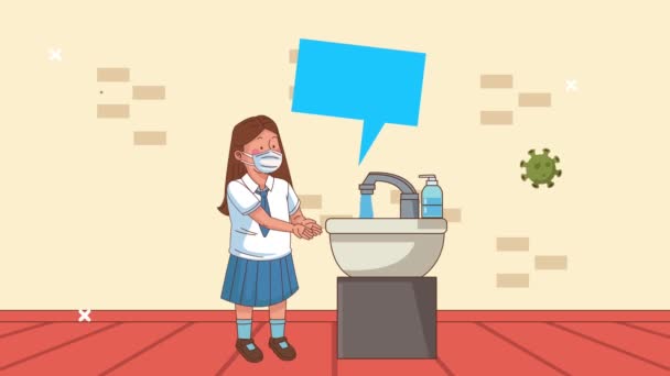 Kleines Studentenmädchen mit medizinischer Maske wäscht sich die Hand mit Sprechblase — Stockvideo