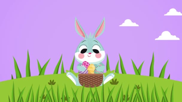 Feliz día de Pascua con conejo lindo con huevos en la cesta — Vídeos de Stock