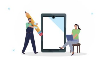 Dizüstü bilgisayarı ve akıllı telefonu olan çiftler.