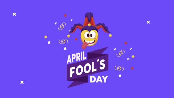 День дураков апрель буквы с эмодзи-шутом в шляпе — стоковое видео