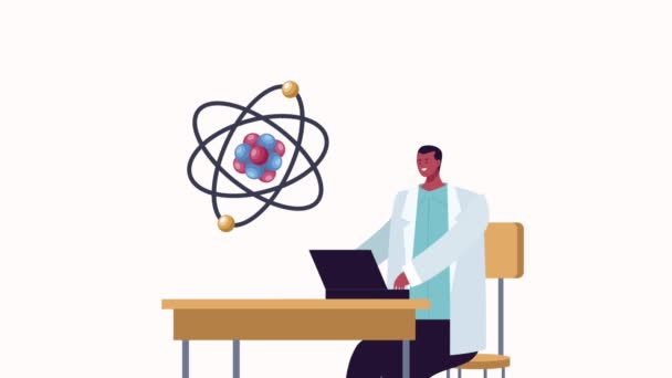 男性科学家使用笔记本电脑和原子分子 — 图库视频影像