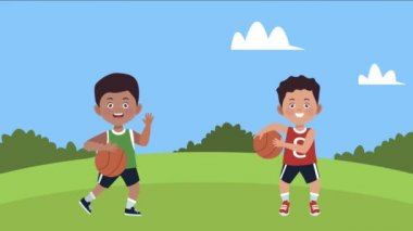 Küçük çocuklar basketbol karakterleri çalışıyor.