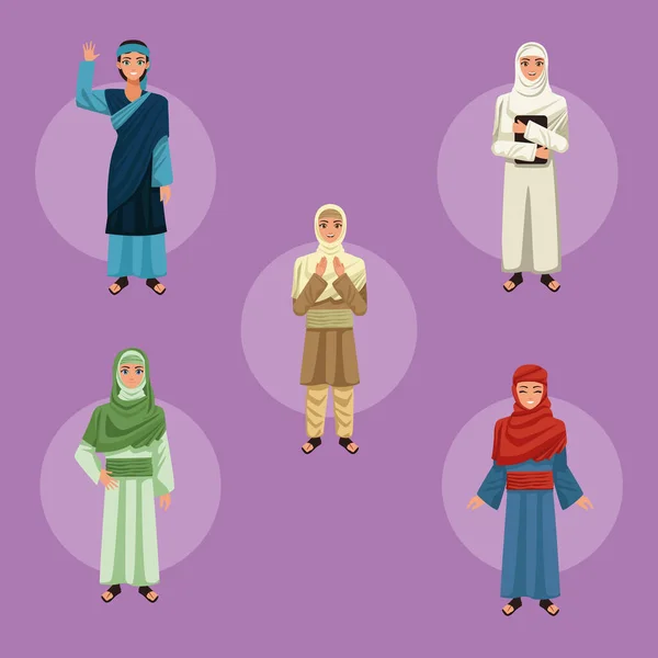Cinco mulheres muçulmanas personagens — Vetor de Stock