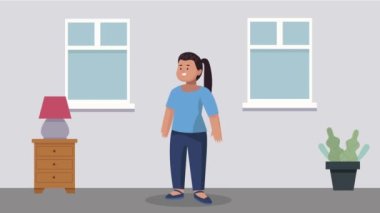 Evdeki karakterde duran genç kadın.