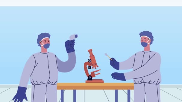 Científicos con microscopio en animación de laboratorio — Vídeo de stock