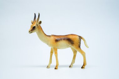 Küçük antilop oyuncak tarafında