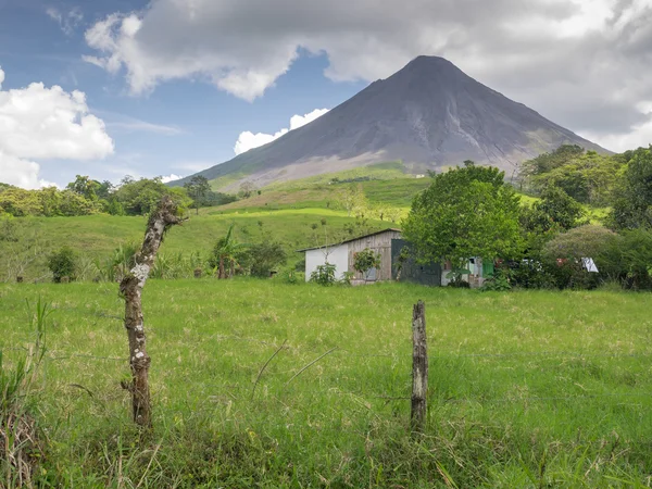 Wulkan Arenal w Kostaryce — Zdjęcie stockowe