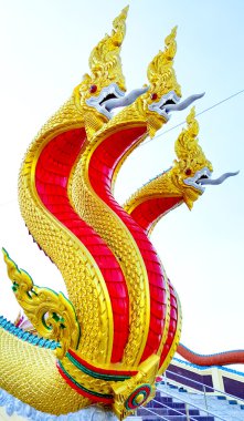 Nagas Kral heykeli, Tapınak, Tayland