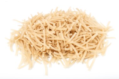 Makarna izole bir beyaz arka plan yakın çekim makro üzerine