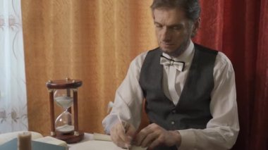 Başkan Abraham Lincoln 'ün portresindeki adam. 