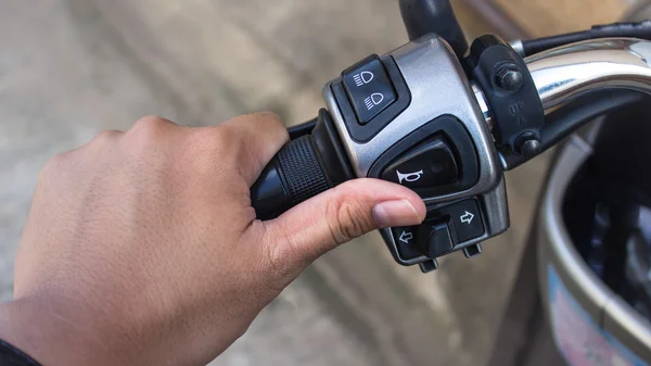 El motor kontrol