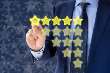 Bir işadamı beş yıldızlı rating değerlendirilmesi