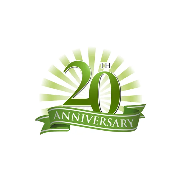 Logo du ruban du 20e anniversaire avec des rayons de lumière verts — Image vectorielle