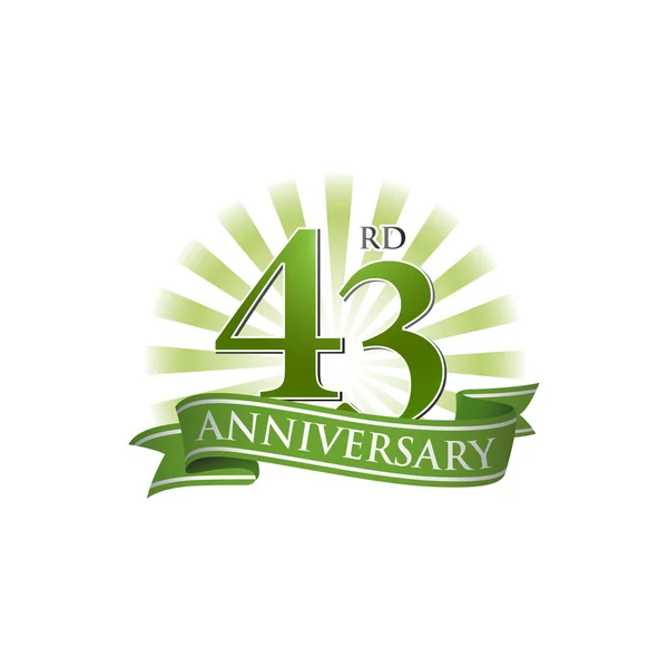 43º aniversario logotipo de la cinta con rayos verdes de luz — Archivo Imágenes Vectoriales
