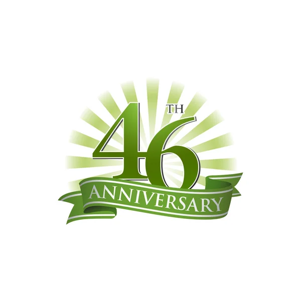 Logo de la cinta del 46 aniversario con rayos verdes de luz — Vector de stock