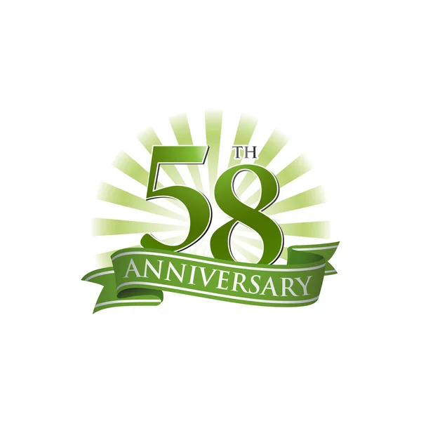 58e anniversaire logo ruban avec des rayons verts de lumière — Image vectorielle