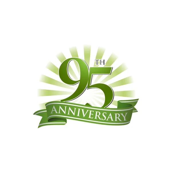 95: e årsdagen ribbon logo med gröna ljusstrålar — Stock vektor