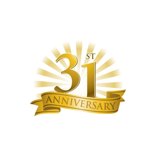 Logotipo de fita de aniversário 31 com raios dourados de luz —  Vetores de Stock