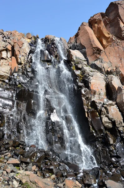 Waterfall near the town of Norilsk — Stock Photo, Image