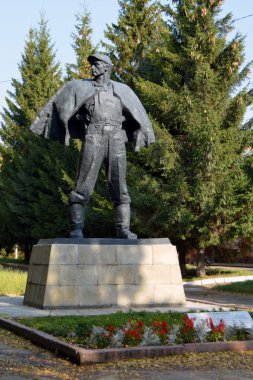 Barnaul bakire toprakta Anıtı