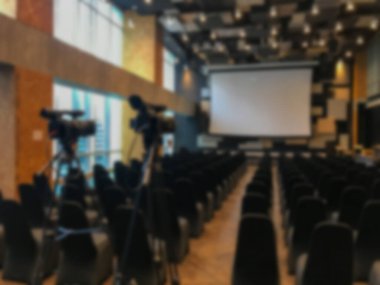 Seminer odasında bulanık video kamera