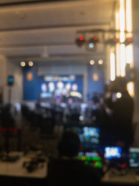 Seminer odasında bulanık video kamera