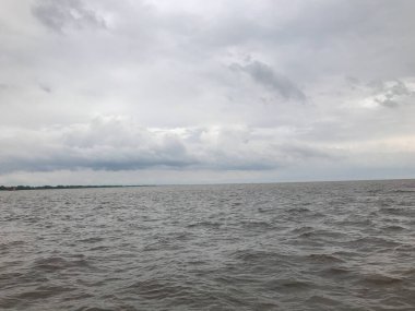 Lampam Plajı, Phatthalung, Tayland 'da turist ve yerel halk