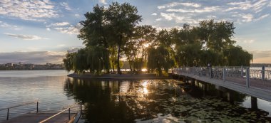 Romantik ada, Tarnopol, Ukrayna
