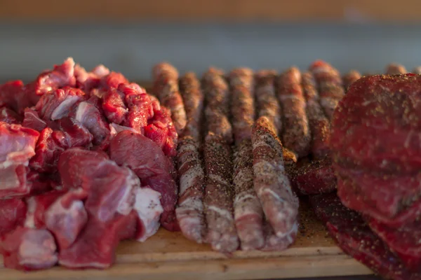 Mięso na piknik — Zdjęcie stockowe