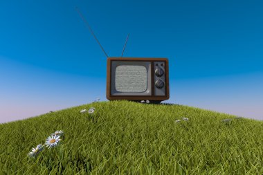 çimenli tepe üzerinde ahşap Tv eski antika