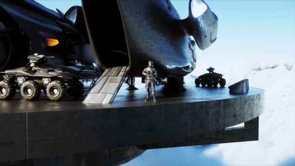Futurisztikus katona fegyverrel a katonai teherhajó közelében. Futurisztikus városi állomás a felhők között. Realisztikus 4k animáció. — Stock videók