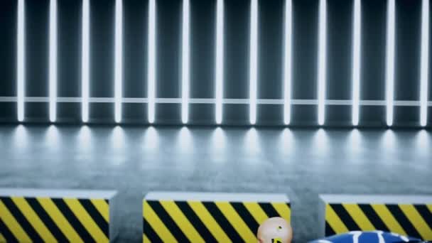 Robot crash test dummy spreekt in de buurt van auto-ongeluk test. Toekomstconcept. Realistische 4k animatie. — Stockvideo