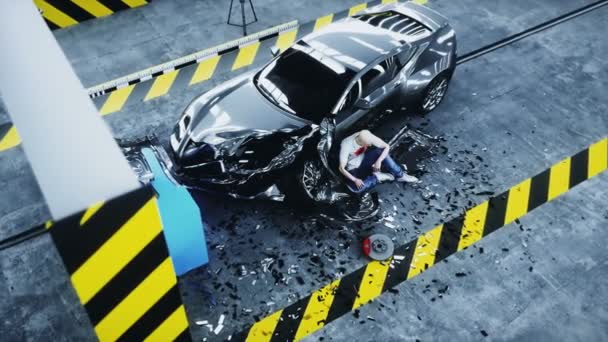 破壊された車の衝突試験の近くに座っている人間の衝突試験ダミー。未来のコンセプト。現実的な4kアニメーション. — ストック動画