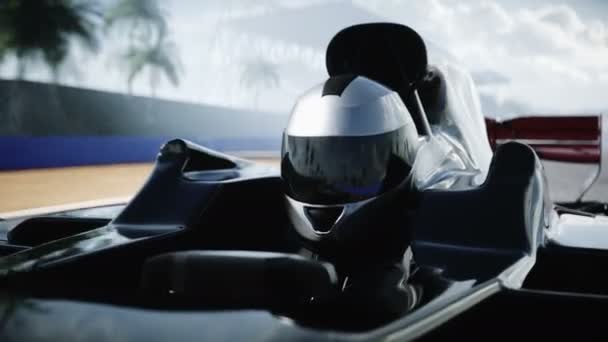Rennwagen und Rennfahrer. Sehr schnelles Fahren. Erfolgreiches Konzept. Realistische 4K-Animation. — Stockvideo