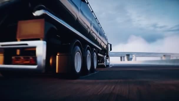 3d generieke olie truck op de snelweg. Heel snel rijden. Leveringsconcept. Realistische 4k animatie. — Stockvideo