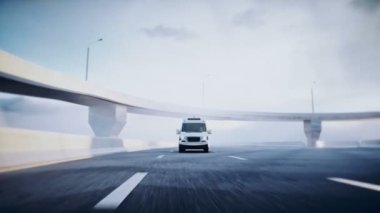 Otoyolda 3 boyutlu beyaz minibüs. Çok hızlı sürüyorsun. Teslimat konsepti. Gerçekçi 4k animasyonu.