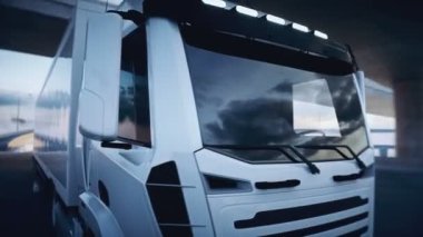 Otobanda 3 boyutlu beyaz bir kamyon var. Çok hızlı sürüyorsun. Teslimat konsepti. Gerçekçi 4k animasyonu.