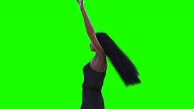 Rüzgarda savrulan saçları olan bir kadın. Gerçekçi dinamik. Yeşil ekran izole edildi. 3d oluşturma