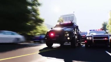 Şehir caddesinde hızlı giden bir polis. Gerçekçi 4k animasyonu